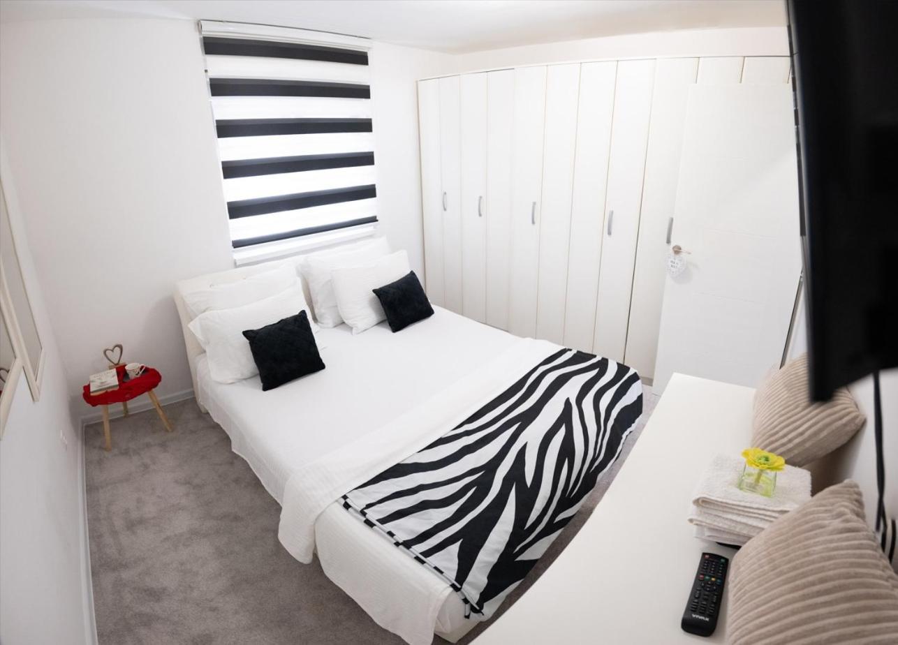 Grandeur Home Apartment Mostar - Free Parking Eksteriør bilde
