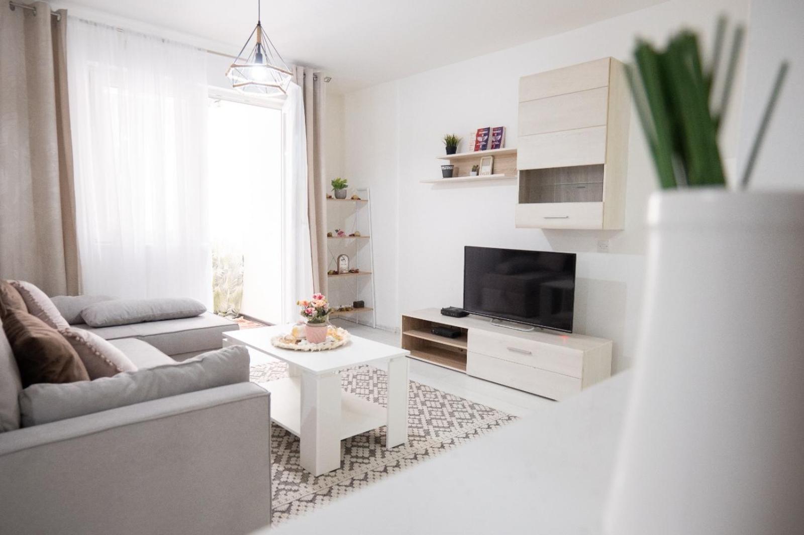 Grandeur Home Apartment Mostar - Free Parking Eksteriør bilde