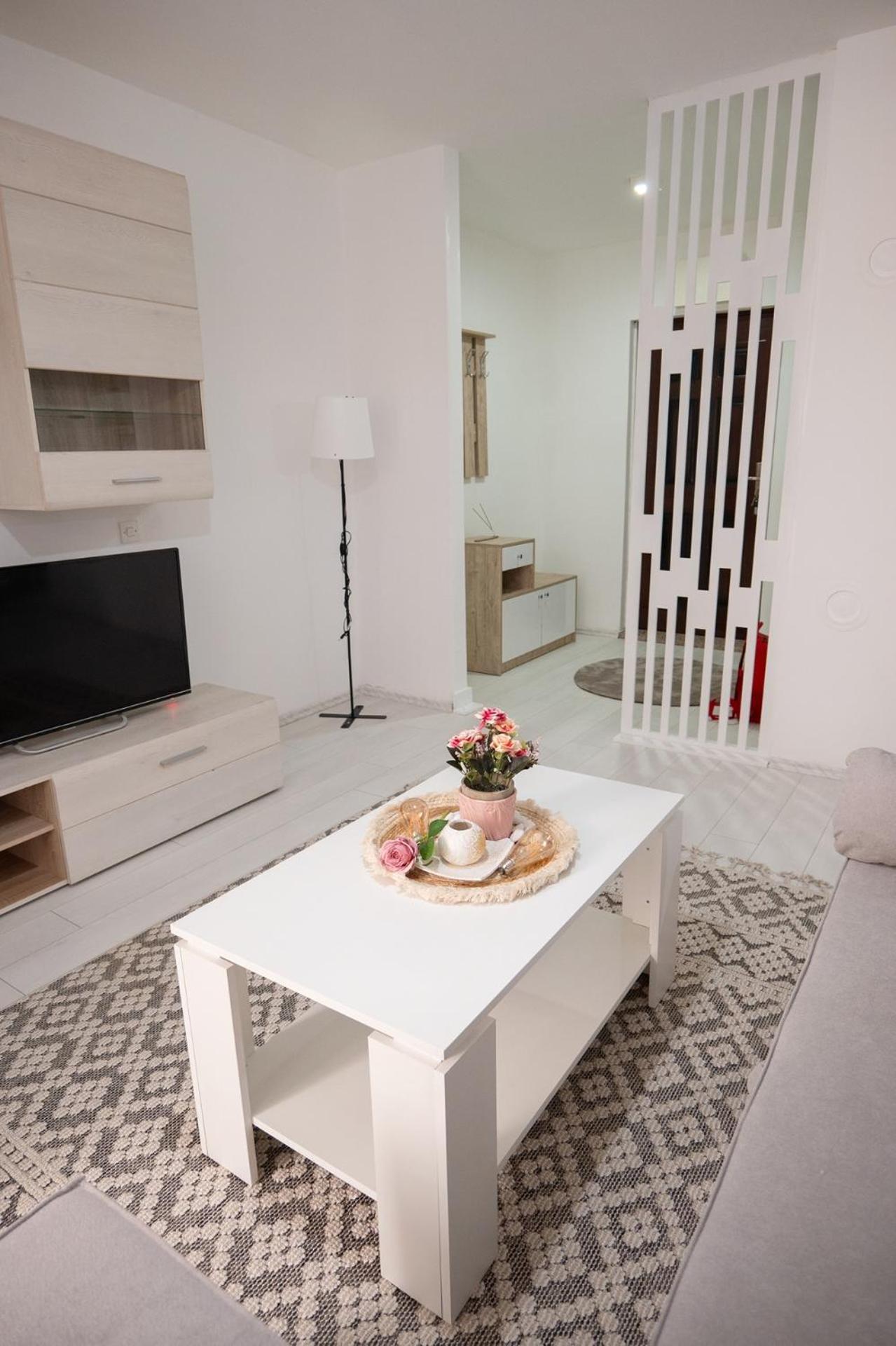 Grandeur Home Apartment Mostar - Free Parking Eksteriør bilde