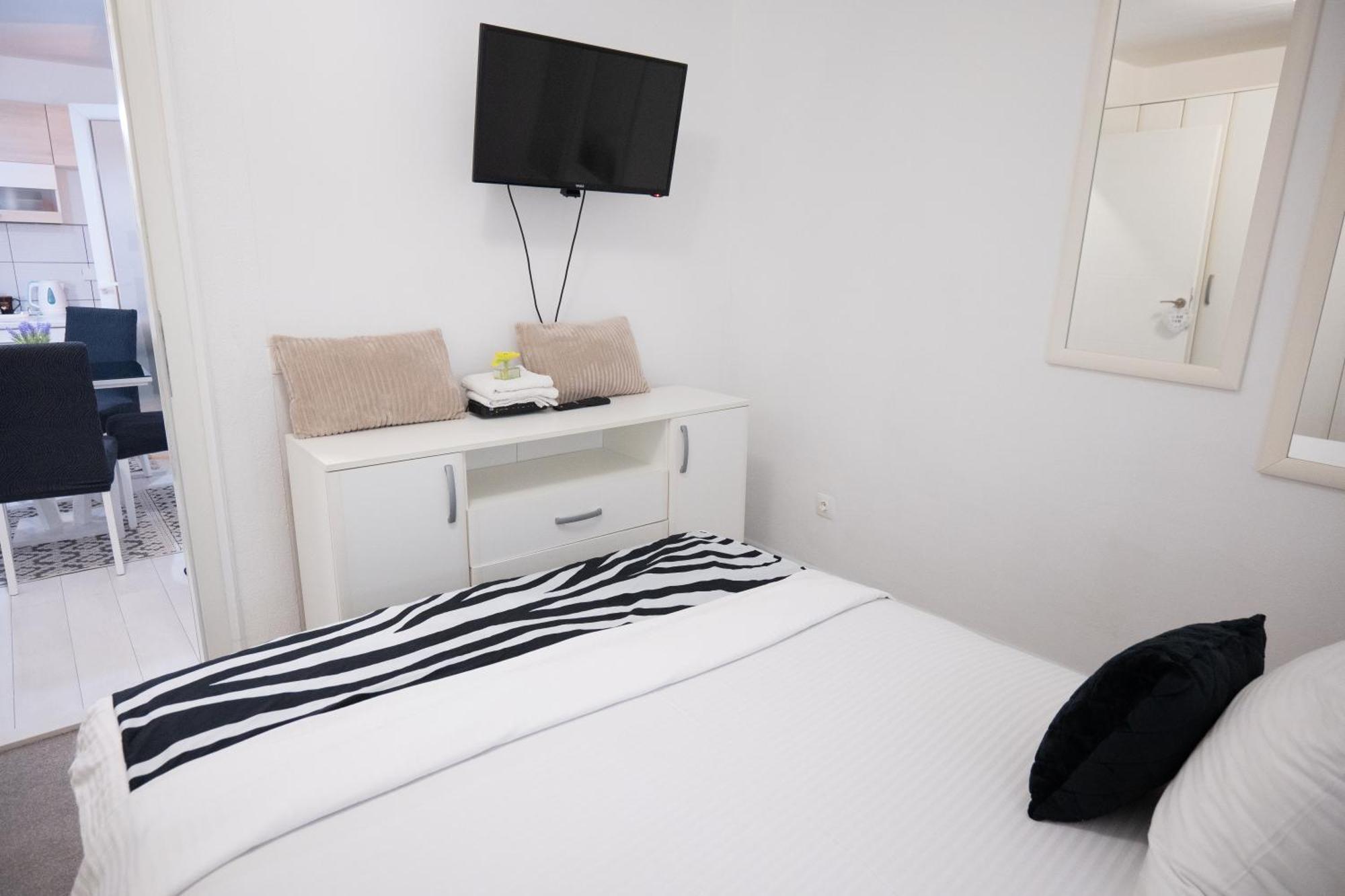 Grandeur Home Apartment Mostar - Free Parking Eksteriør bilde